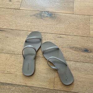 Old Navy Women's Taupe  Sandals